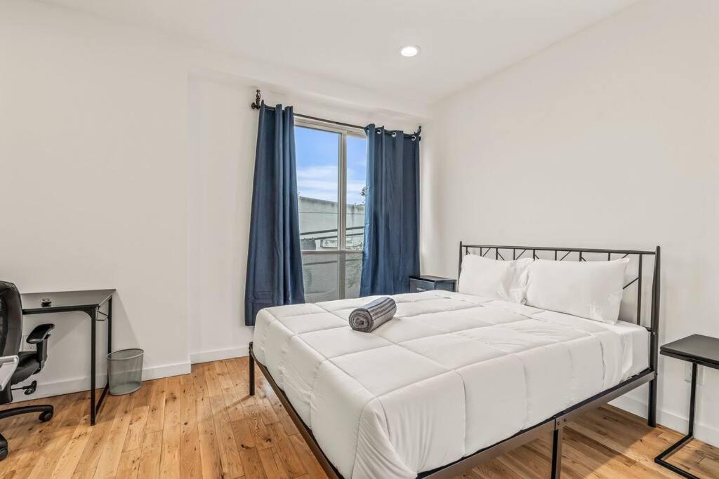Huge And Modern Four Bedroom Two Bath Philadelphia